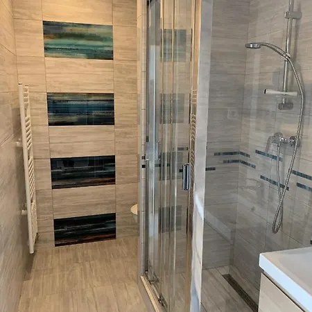 Gyongye Apartman Appartamento *